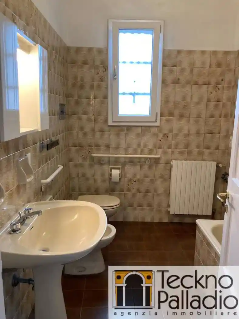 Appartamento ottimo stato, terzo piano, Stadio - Borgo Casale, Vicenza - foto 4