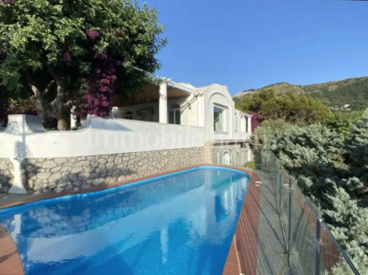 Villa in affitto a Capri