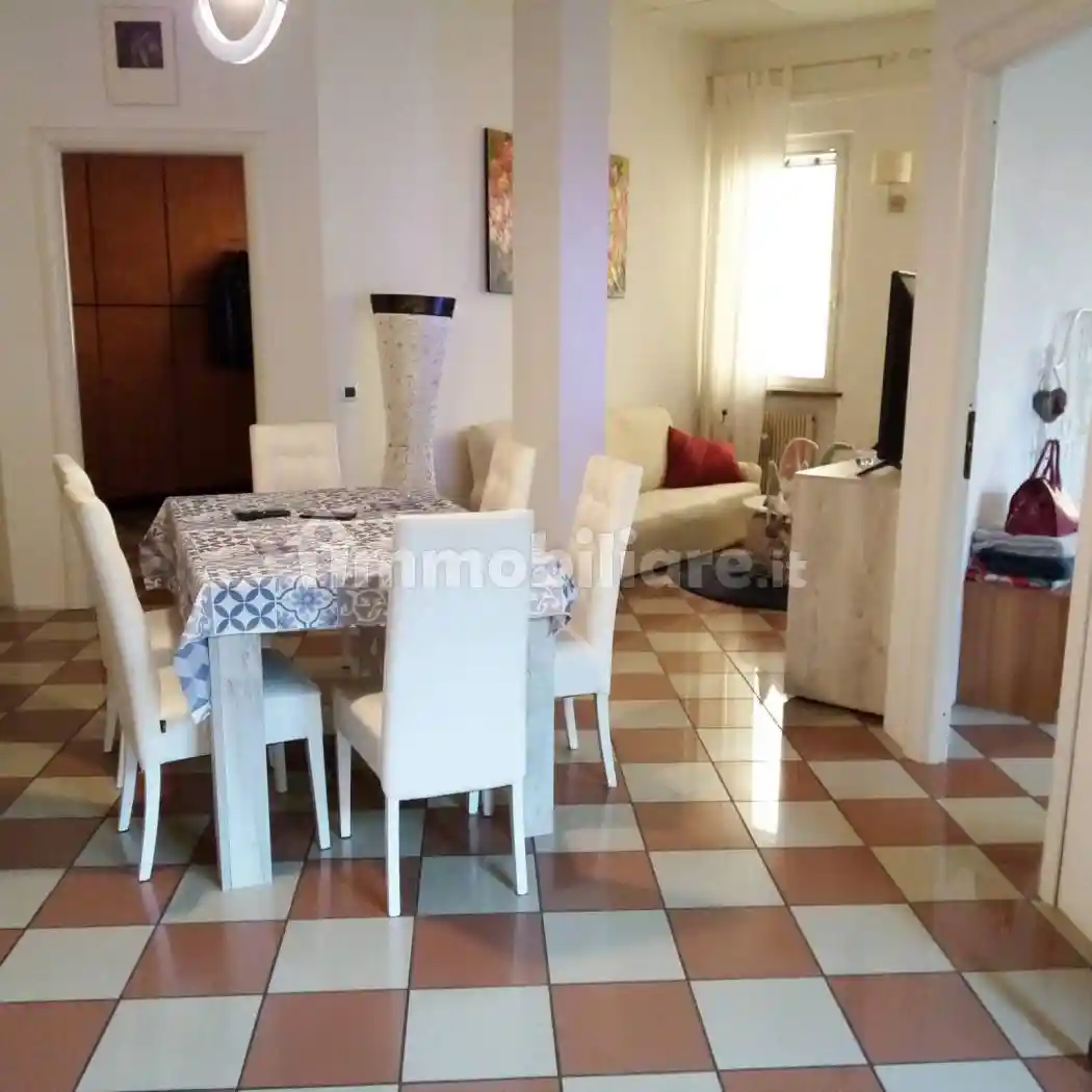 Appartamento in affitto a Piacenza