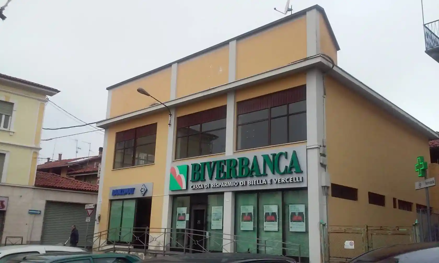 Palazzo - Edificio in vendita a Pralungo