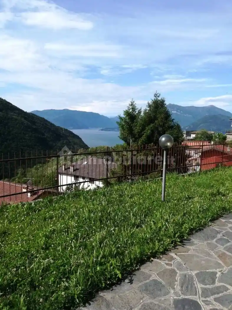 Appartamento in vendita a Valvarrone