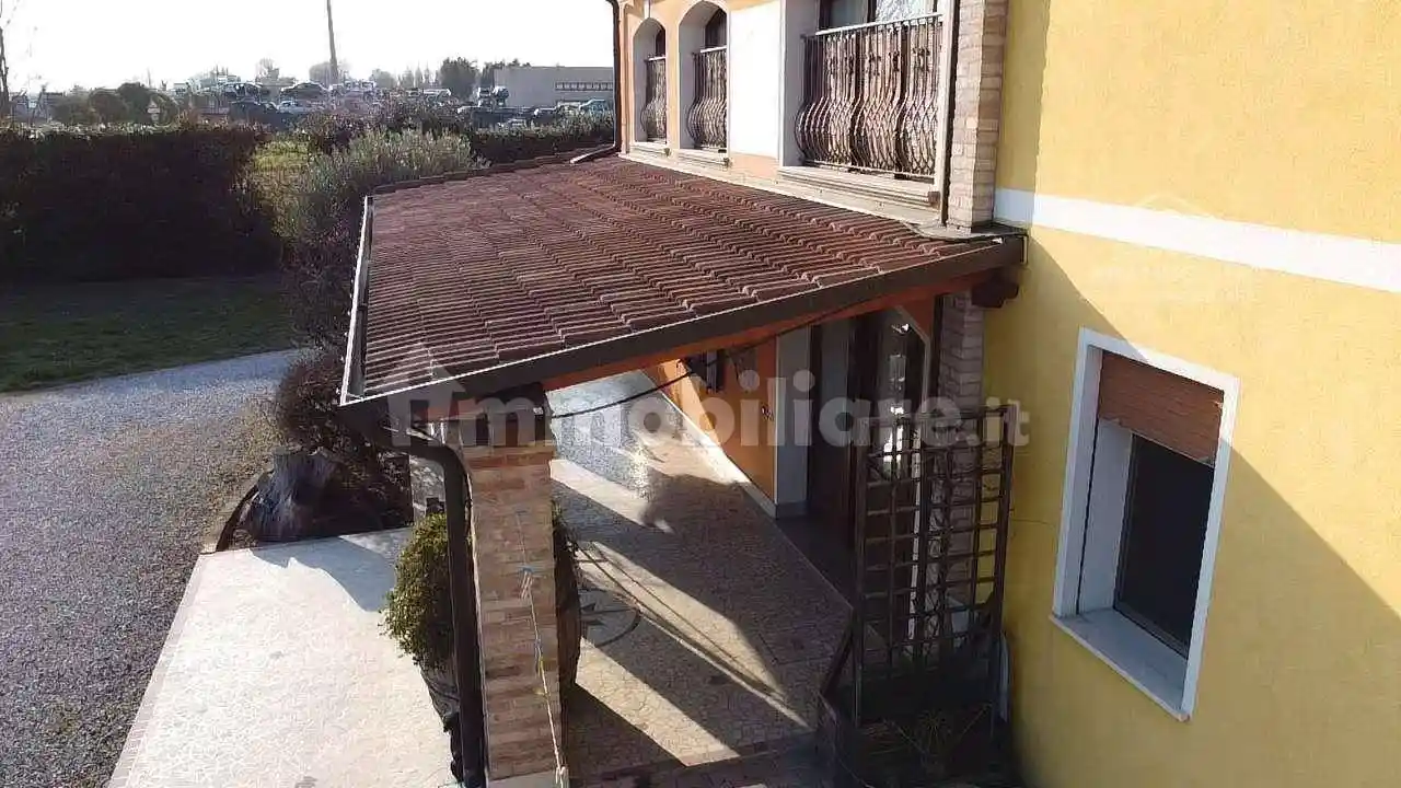 Rustico 340 m², Zona Industriale SPZ, Mogliano Veneto - foto 3