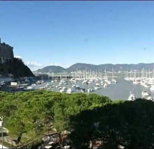 Appartamento in vendita a Lerici