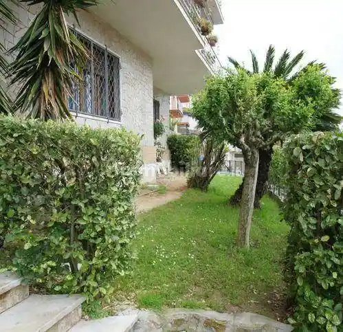 Appartamento in vendita a Lerici