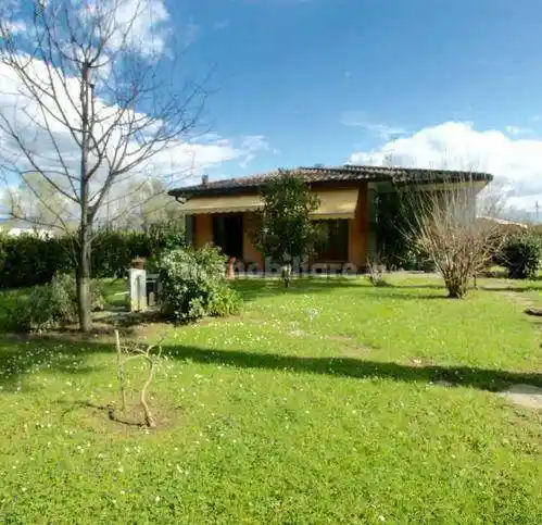 Villa in vendita a Ameglia