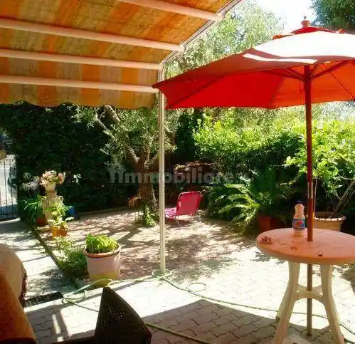 Villa in vendita a Ameglia