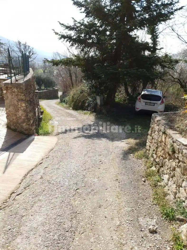 Rustico - Casale in vendita a Val Liona