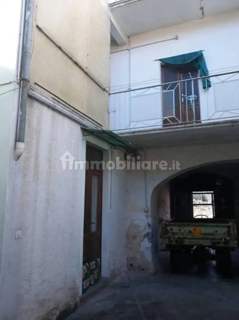 Casa indipendente in vendita a Ameno