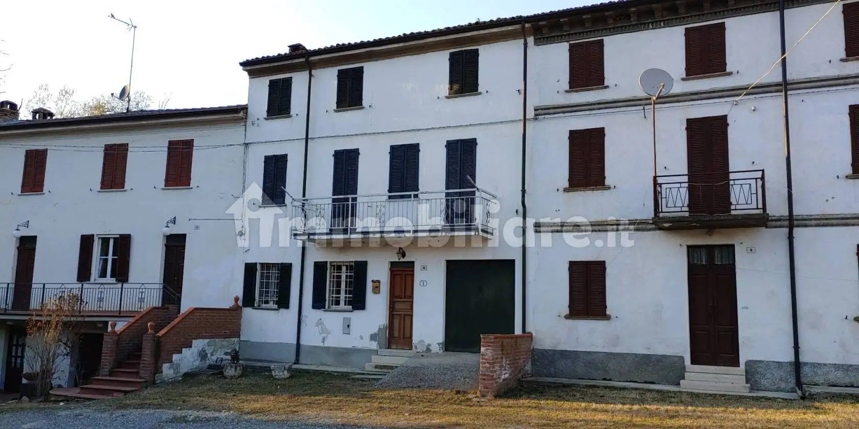 Casa indipendente in vendita a Montalto Pavese