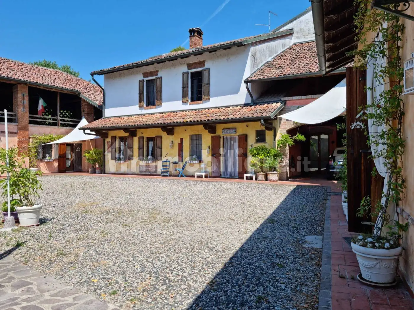 Rustico - Casale in vendita a Livraga