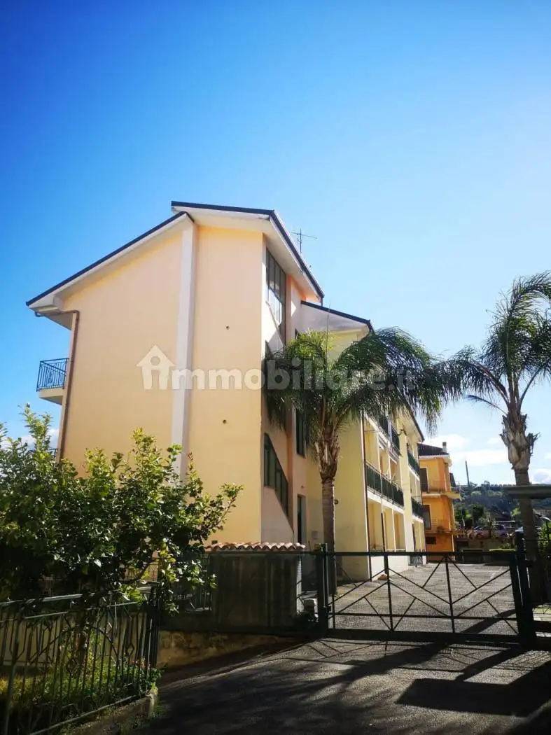 Appartamento in vendita a Castelnuovo Cilento