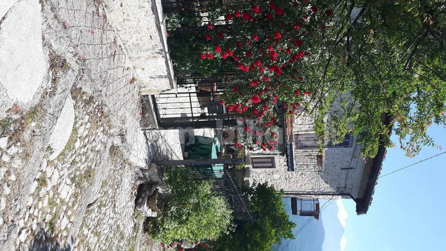 Casa indipendente in vendita a Tagliacozzo