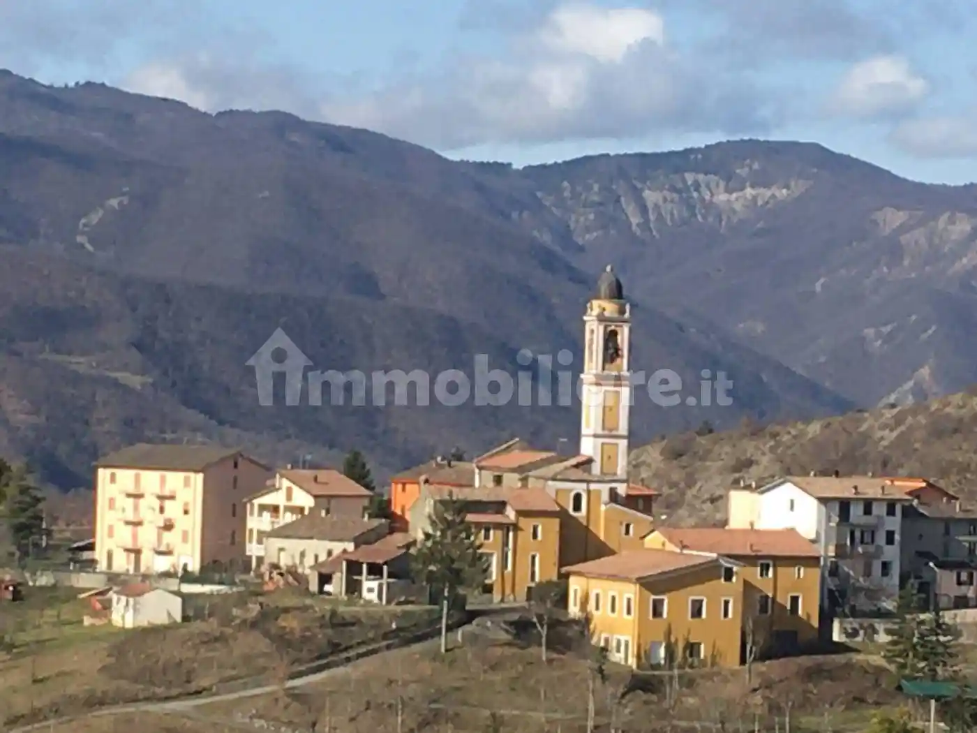 Rustico - Casale in vendita a Coli