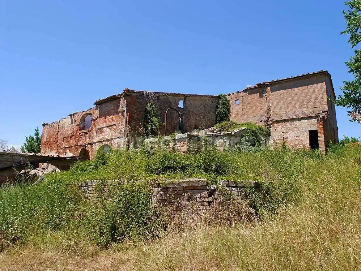 Rustico - Casale in vendita a Monteroni d'Arbia