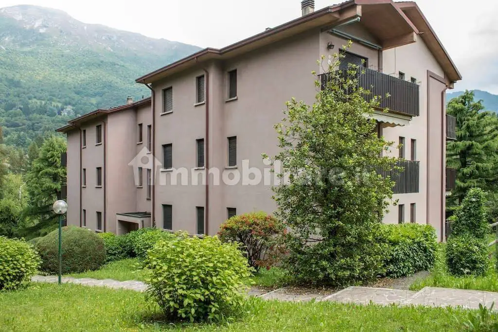 Appartamento in affitto a Cremeno