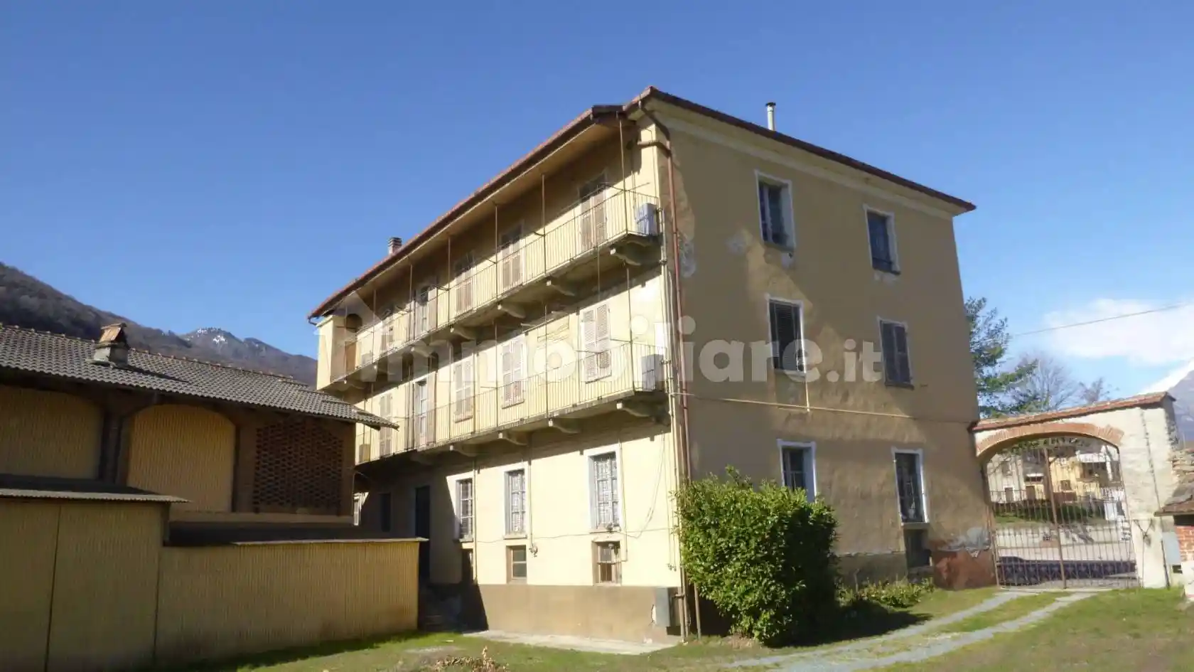 Casa indipendente in vendita a Villar Focchiardo