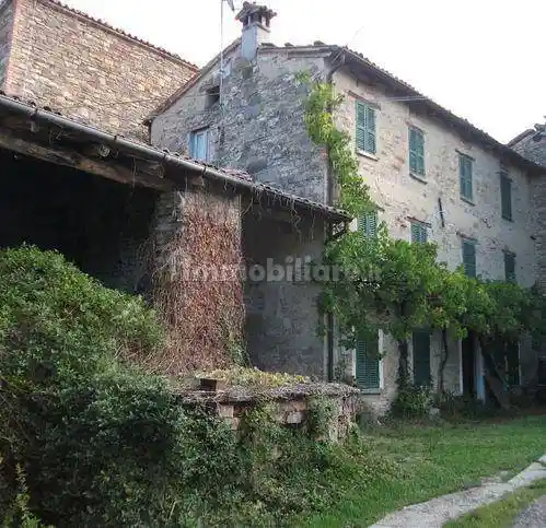Rustico - Casale in vendita a Vernasca
