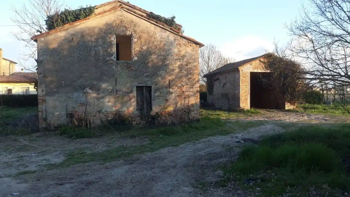 Casa indipendente in vendita a Ravenna