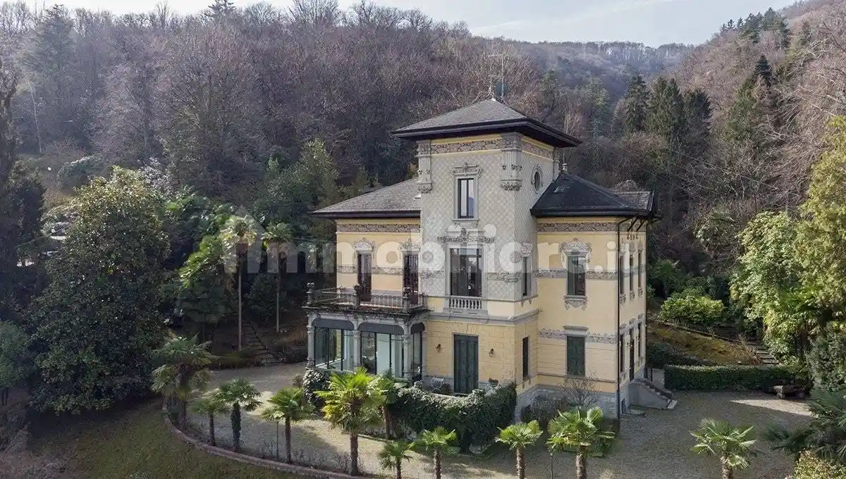 Villa in vendita a Stresa