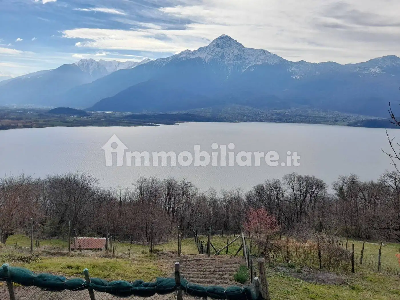 Rustico - Casale in vendita a Trezzone