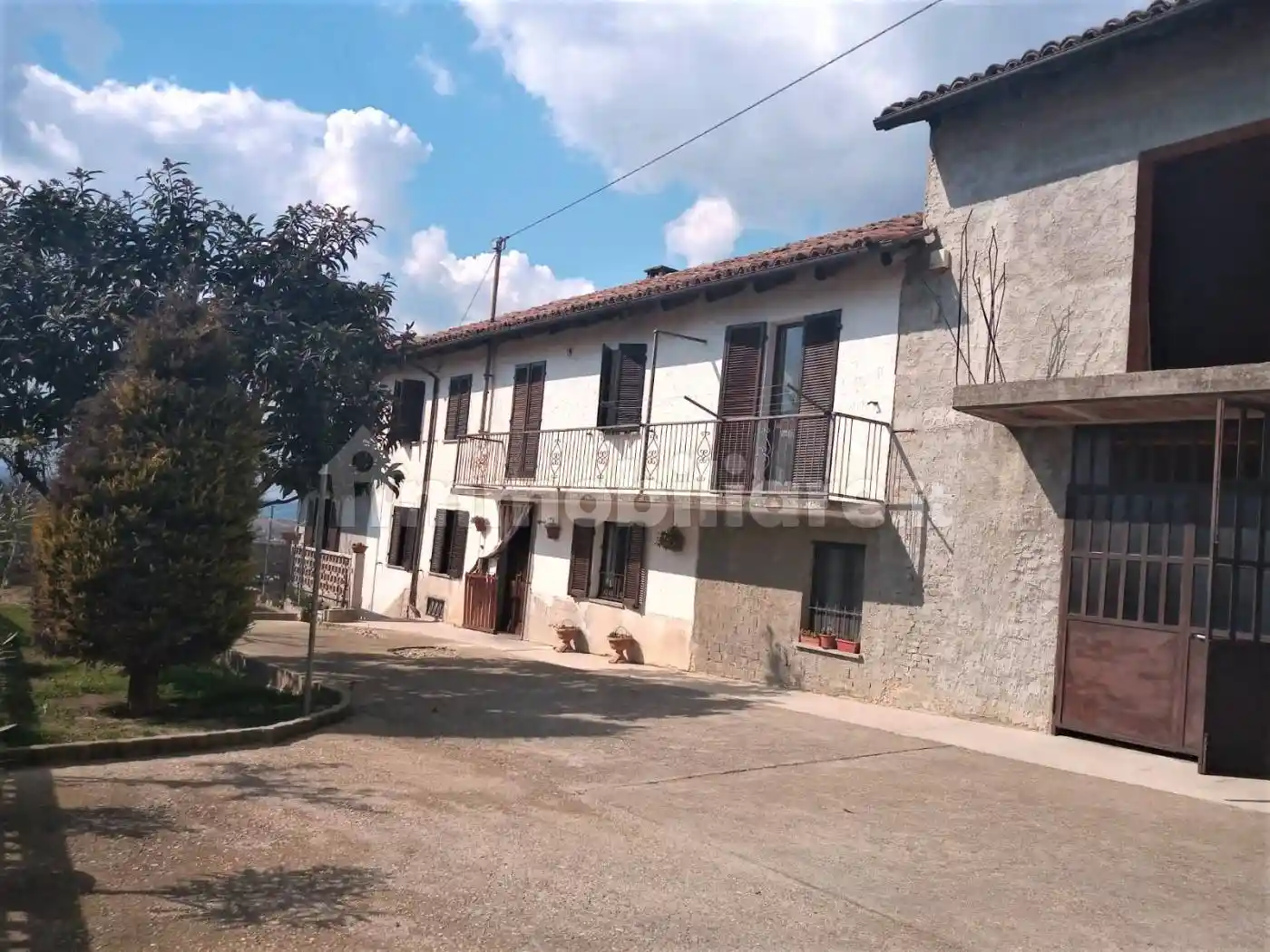 Rustico - Casale in vendita a Castagnole delle Lanze