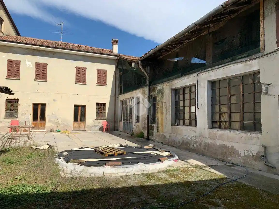 Casa indipendente in vendita a Leno