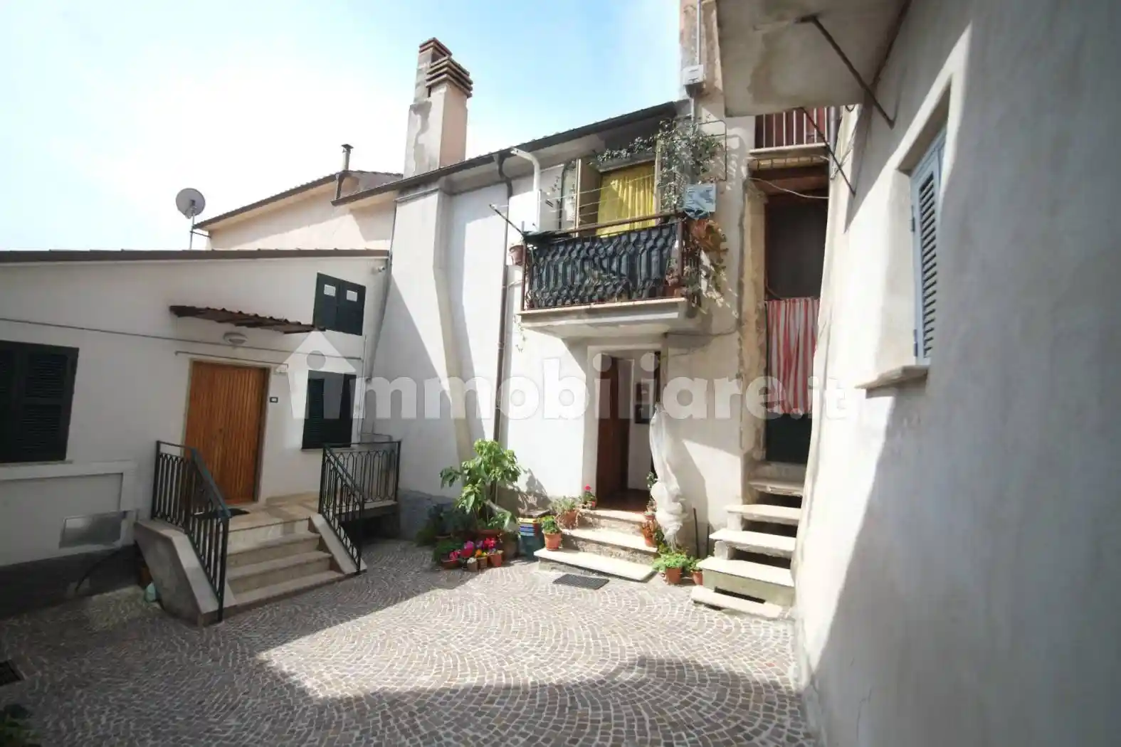 Appartamento in vendita a Scandriglia