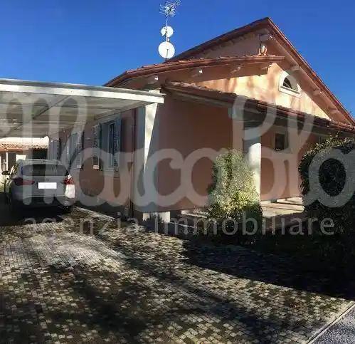 Villa in vendita a Forte dei Marmi