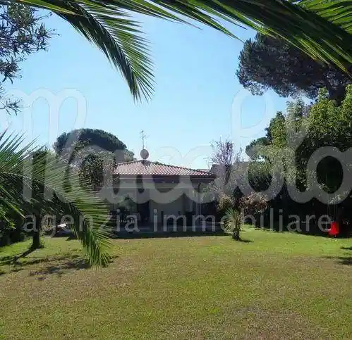 Villa in affitto a Forte dei Marmi
