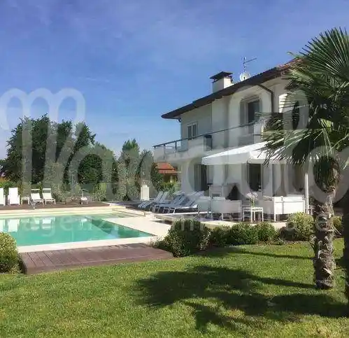 Villa in affitto a Forte dei Marmi
