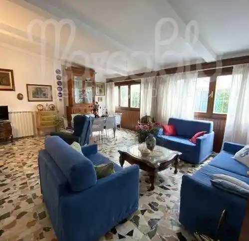 Villa in vendita a Forte dei Marmi