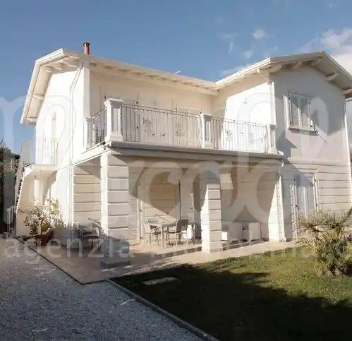 Villa in affitto a Forte dei Marmi