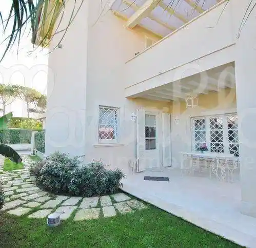 Villa in affitto a Forte dei Marmi