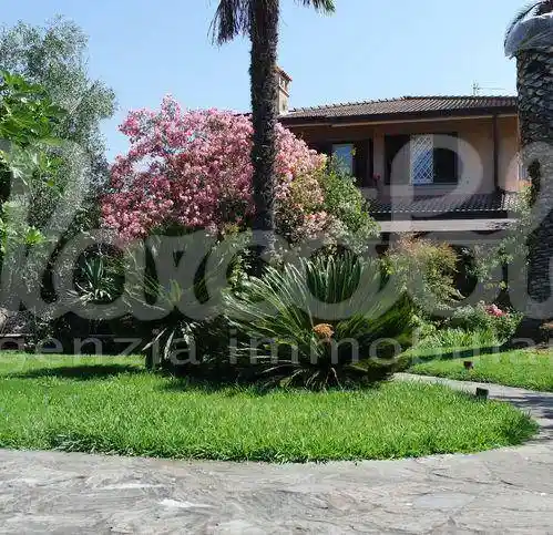 Villa in vendita a Forte dei Marmi