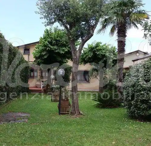 Villa in affitto a Forte dei Marmi