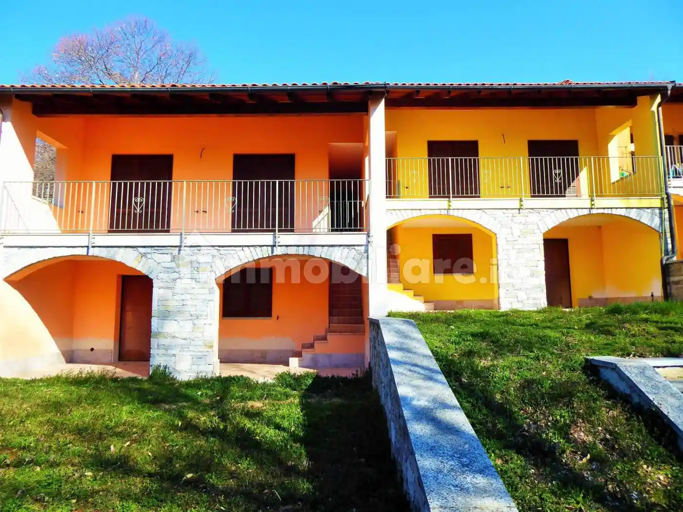 Villetta a schiera in vendita a Nebbiuno