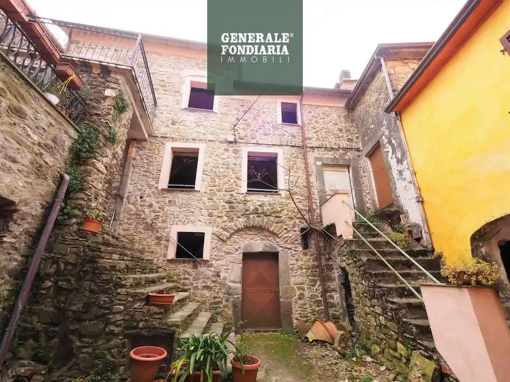 Casa indipendente in vendita a Bolano