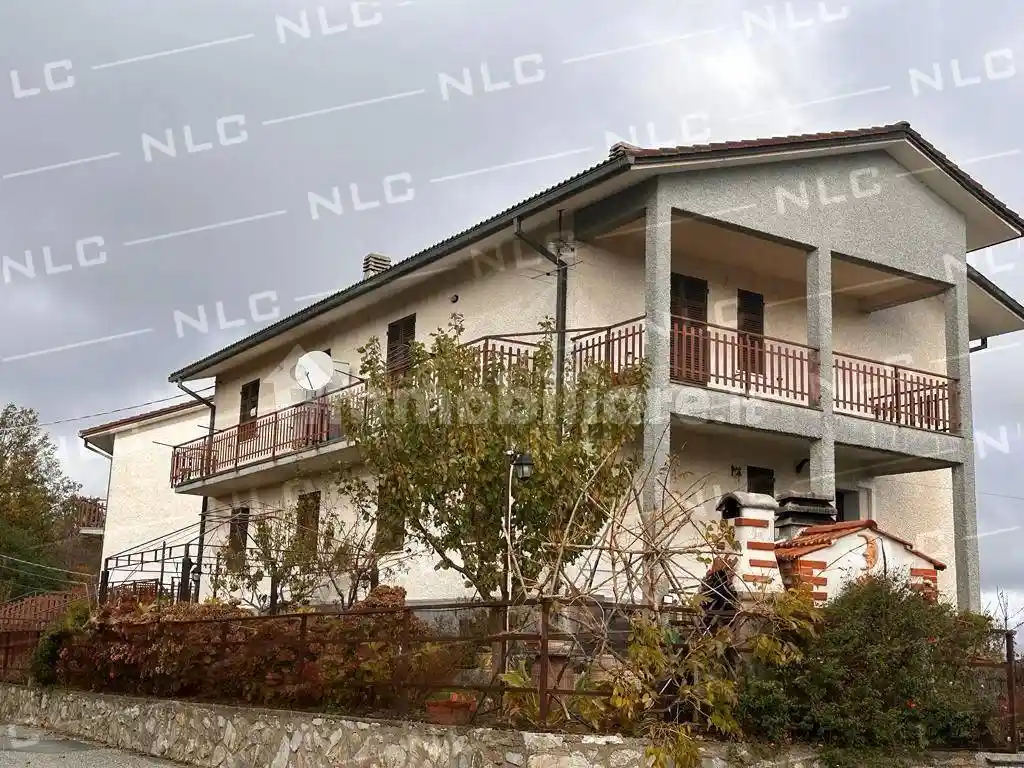 Appartamento in vendita a Maissana