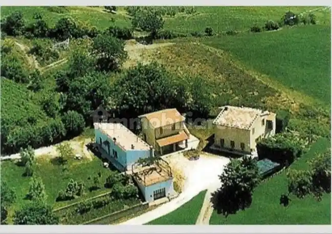 Rustico - Casale in vendita a Semproniano