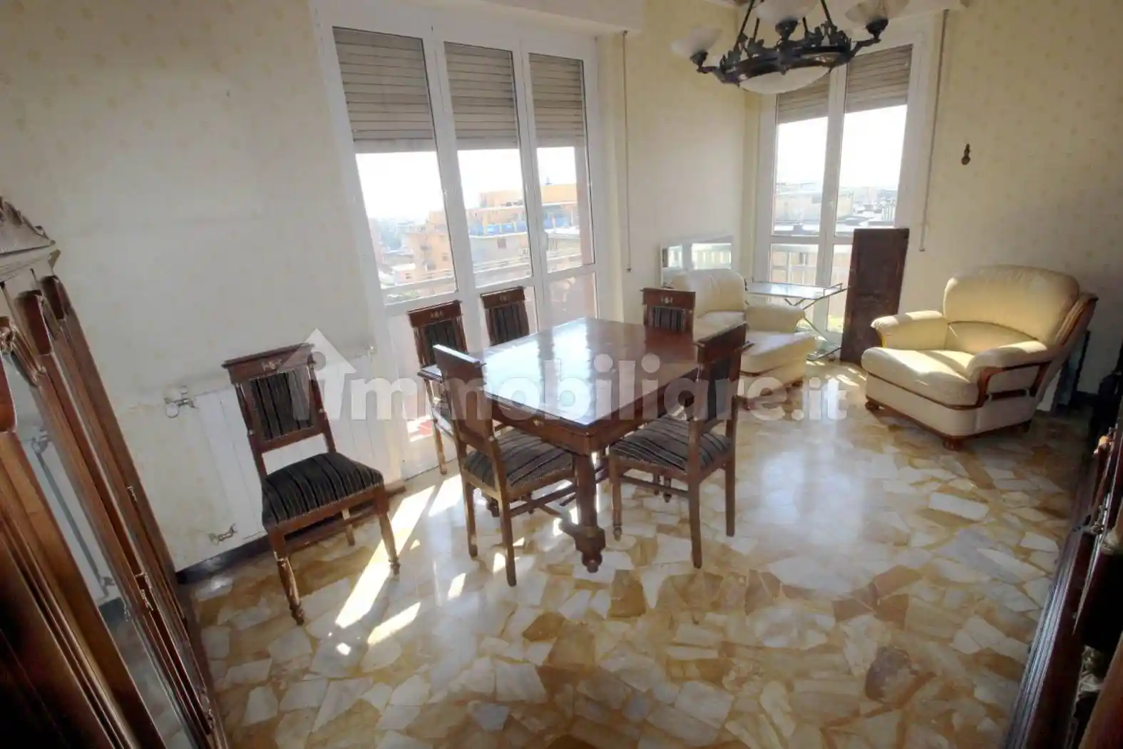 Appartamento in vendita a Genova