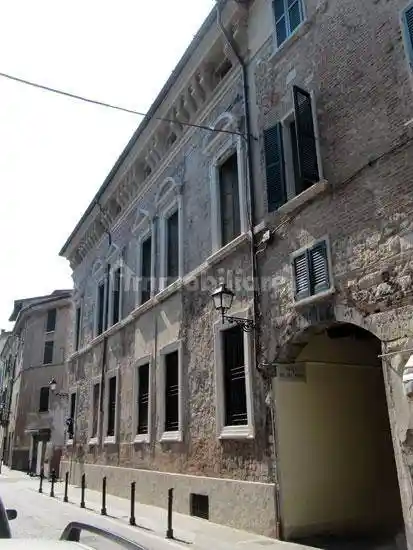 Palazzo - Edificio in vendita a Brescia