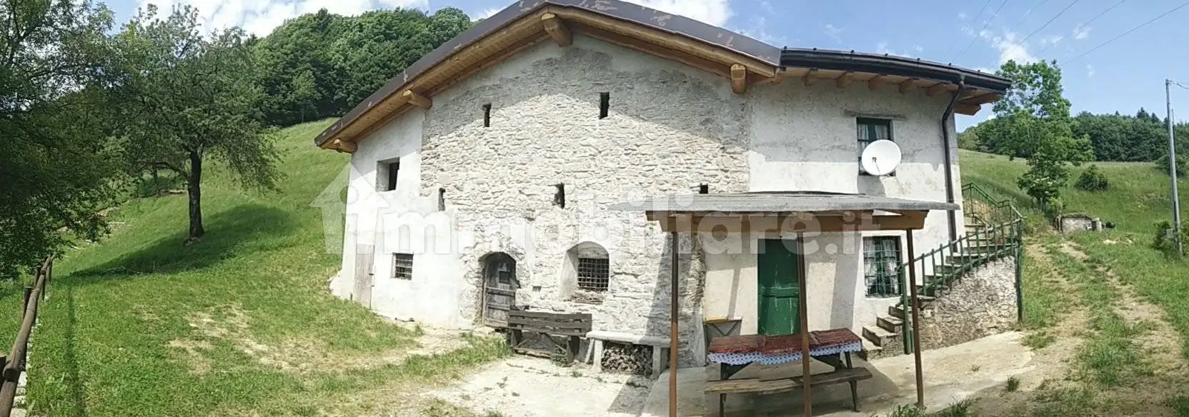 Cascina via San Bernardino, Colzate