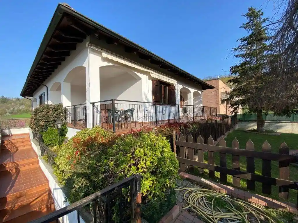 Villa in vendita a Bergamasco