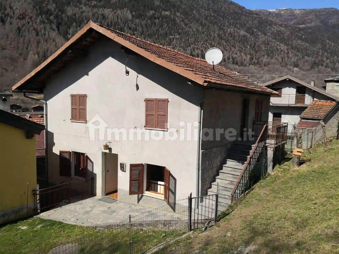 Villa in vendita a Temù