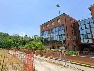 Appartamento in vendita a Cecina