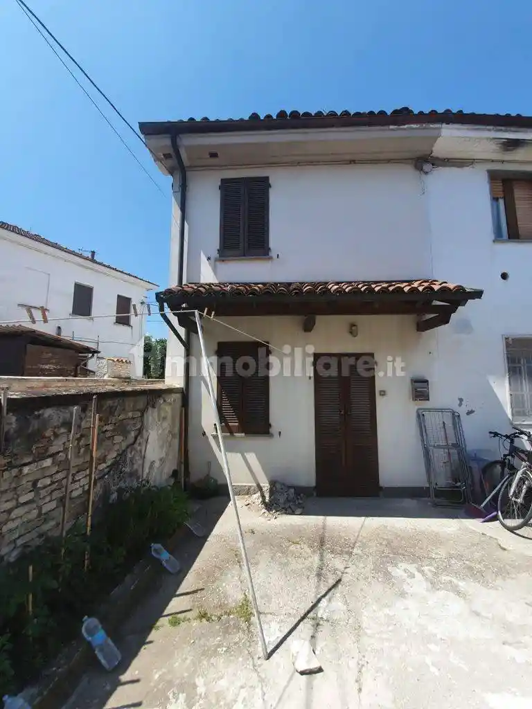 Villa in vendita a Villanterio