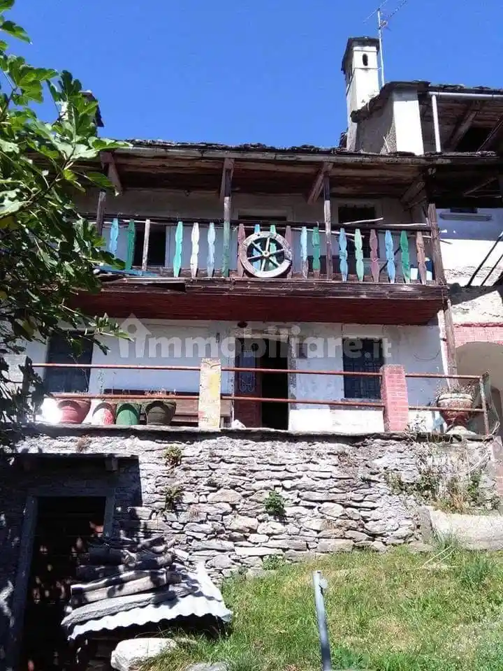 Rustico - Casale in vendita a Crevoladossola