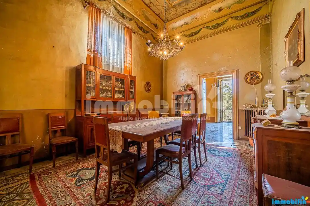 Palazzo - Edificio in vendita a Manduria