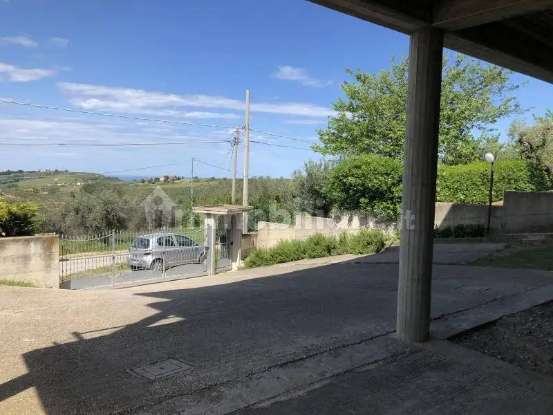 Casa indipendente in vendita a Cupello