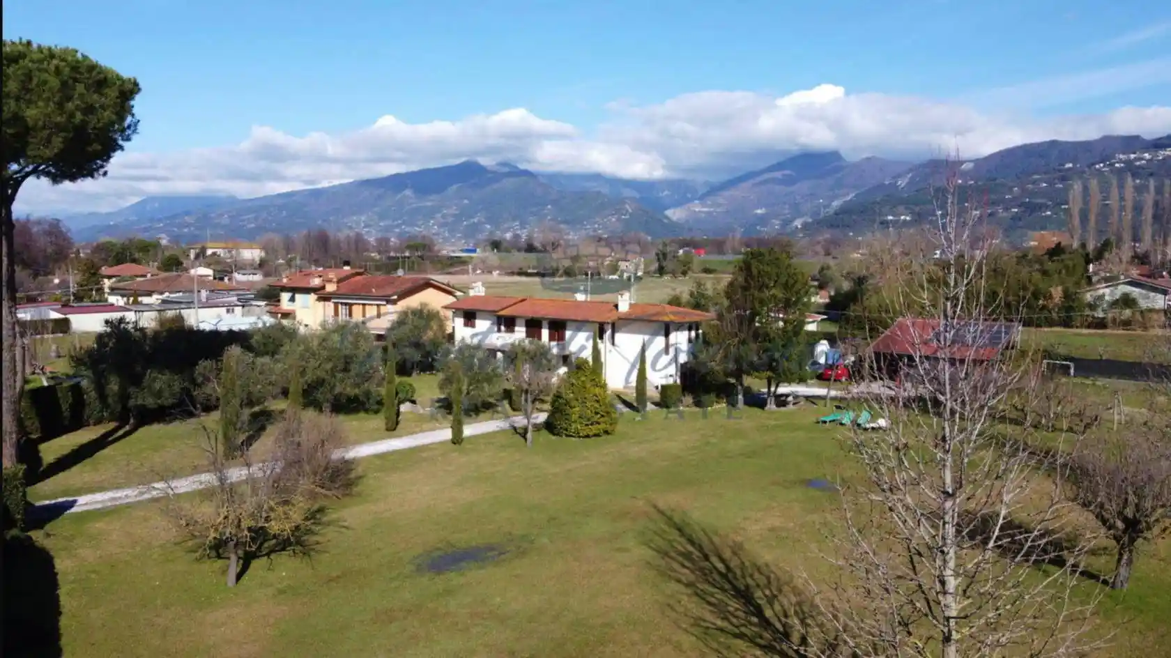 Villa in vendita a Pietrasanta